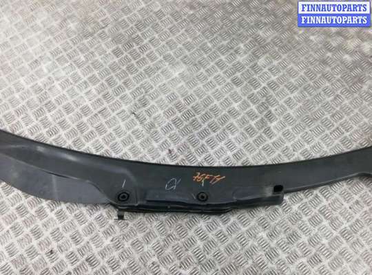 накладка декоративная (жабо, дождевик) MB1592033 на MERCEDES BENZ GL-CLASS X164