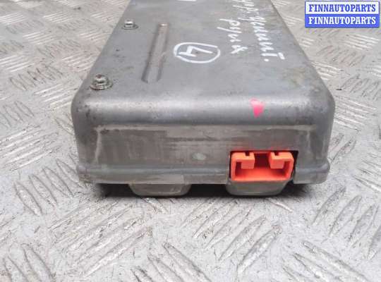 купить блок управления на LEXUS RX 2