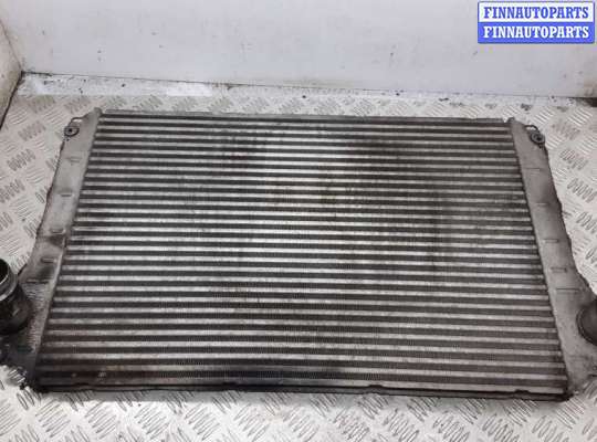 купить радиатор интеркулера на TOYOTA COROLLA VERSO 2