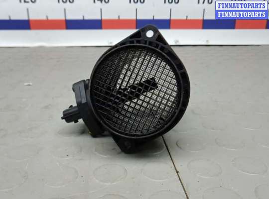 Датчик расхода воздуха (ДМРВ) на Volvo S60 I | V70 II (P2)