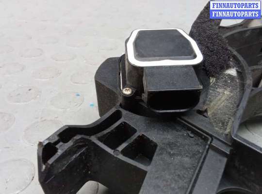 купить педаль газа на MERCEDES BENZ C-CLASS W203