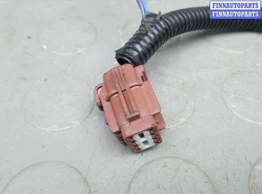 купить зеркало наружное левое на NISSAN TIIDA C11X