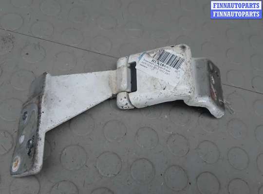 петля двери распашной правой MB1690931 на MERCEDES BENZ VITO W639