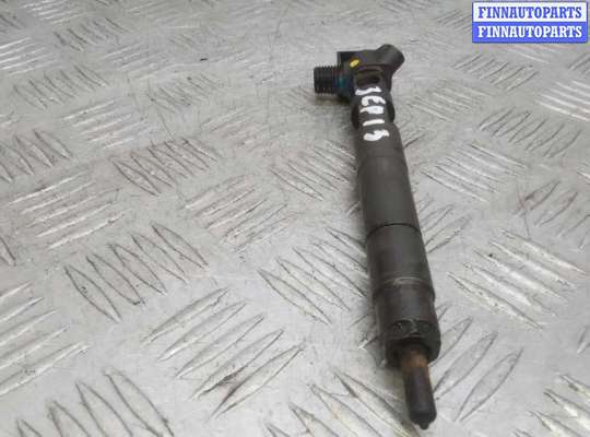 форсунка дизельная MB1461022 на MERCEDES BENZ SPRINTER 2
