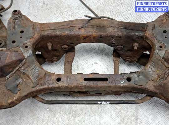 Балка подвески задняя на Nissan Qashqai I (J10)