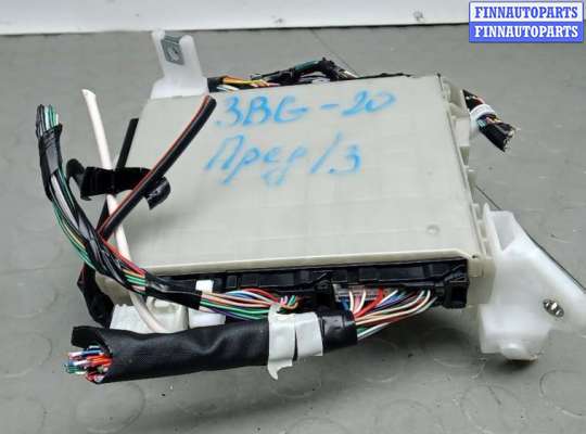 купить блок предохранителей на TOYOTA C-HR