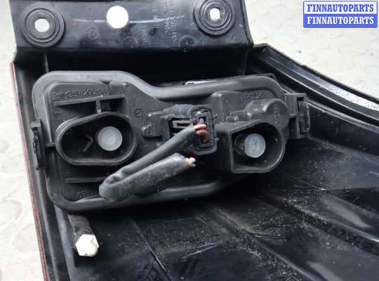 купить фонарь задний левый на NISSAN QASHQAI J10