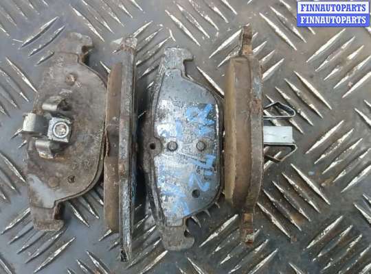 купить тормозные колодки задние на MERCEDES BENZ C-CLASS W204