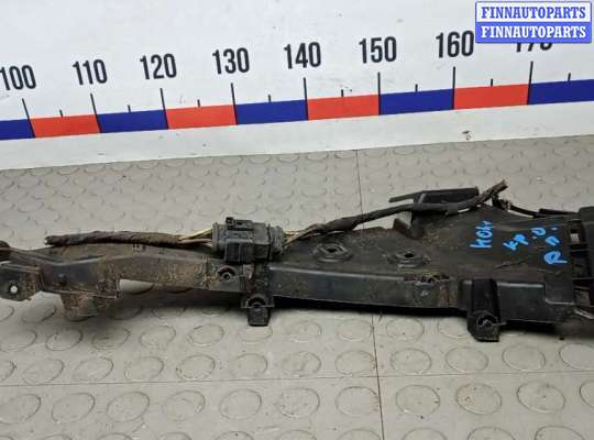 купить крепление бампера переднее на AUDI Q7