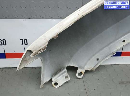 Крыло переднее на Jeep Grand Cherokee IV (WK2)