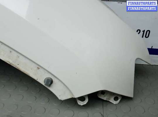 Крыло переднее на Jeep Grand Cherokee IV (WK2)