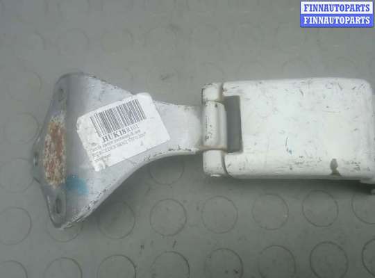 петля двери распашной левой MB1595413 на MERCEDES BENZ VITO W639