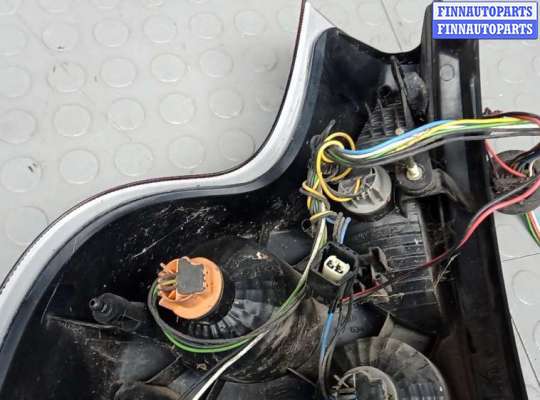 купить фонарь задний правый на VOLVO XC90 1