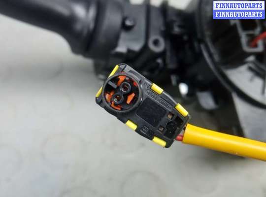 Подрулевой переключатель на Kia Ceed II (JD)