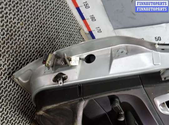купить дверь задняя правая на FORD C-MAX 1