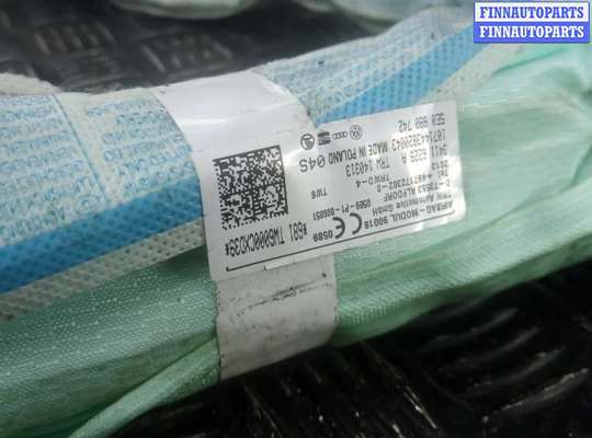 купить шторка безопасности на SKODA OCTAVIA A7