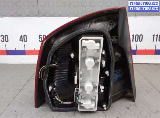 купить фонарь задний правый на SKODA OCTAVIA A5