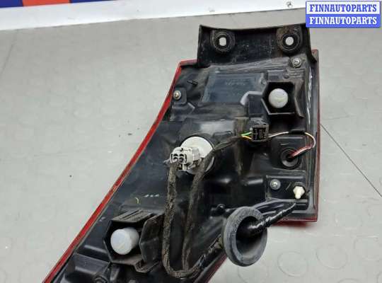 купить фонарь задний правый на NISSAN QASHQAI J11