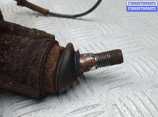 купить ступица передняя левая на PEUGEOT 308 1