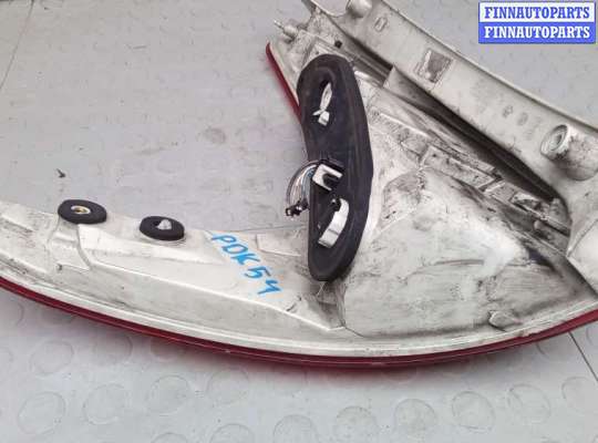 купить фонарь задний правый на RENAULT SCENIC 3