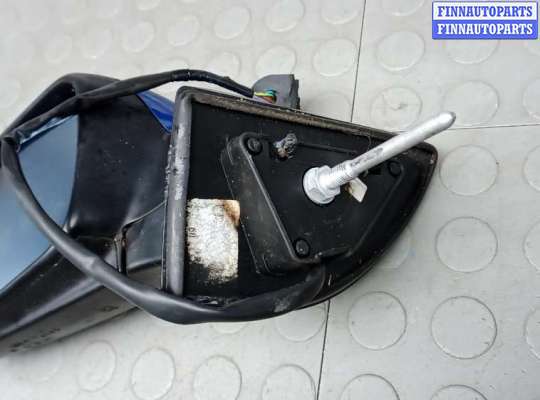 Зеркало боковое на Peugeot 407