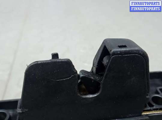 Замок багажника