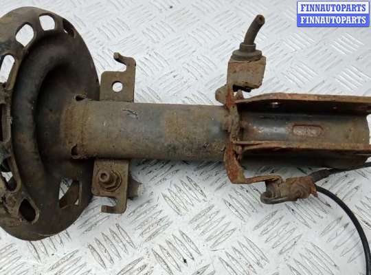 купить стойка передняя правая на RENAULT MEGANE 3