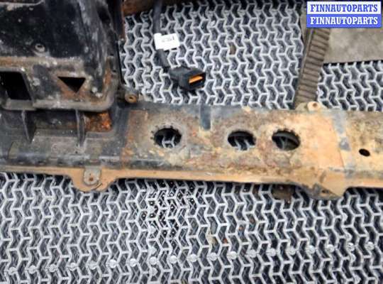 купить передняя панель крепления облицовки (телевизор) на HYUNDAI I40