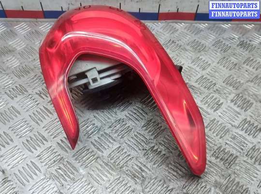 купить фонарь задний правый на PEUGEOT 2008