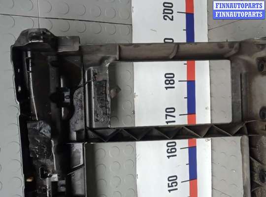 купить передняя панель крепления облицовки (телевизор) на PEUGEOT 208