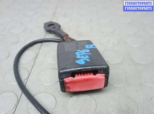 купить защелка ремня безопасности на MERCEDES BENZ CLK C209