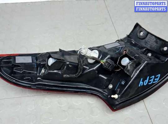 купить фонарь задний правый на NISSAN QASHQAI J11