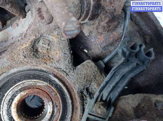 купить ступица задняя левая на MERCEDES BENZ C-CLASS W203