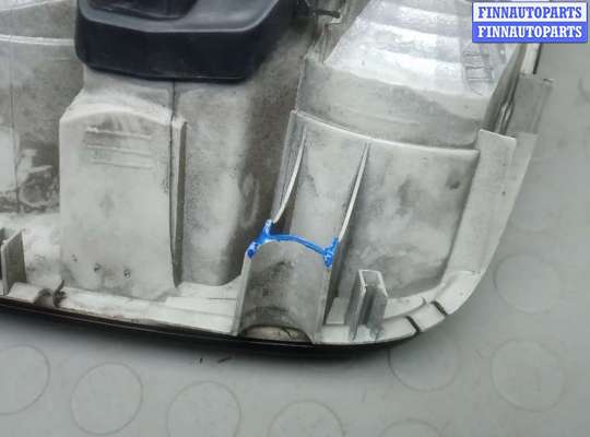 купить фонарь задний правый на VOLKSWAGEN TOURAN (1T1, 1T2)