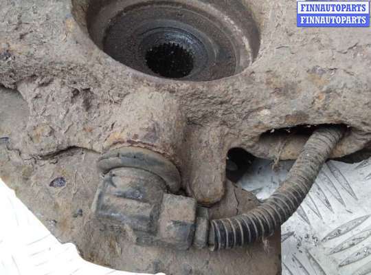 купить ступица передняя левая на VOLKSWAGEN PASSAT B5