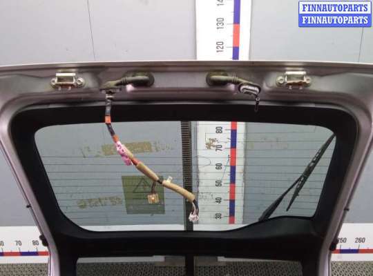 Крышка багажника на Toyota Prius II