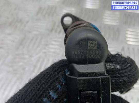 купить форсунка дизельная на FORD KUGA 1