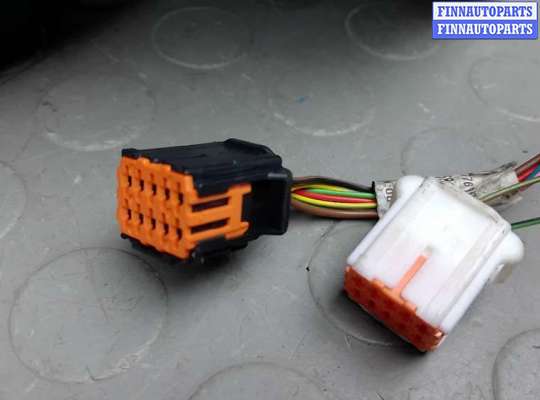 купить зеркало наружное левое на CITROEN C4 GRAND PICASSO 2