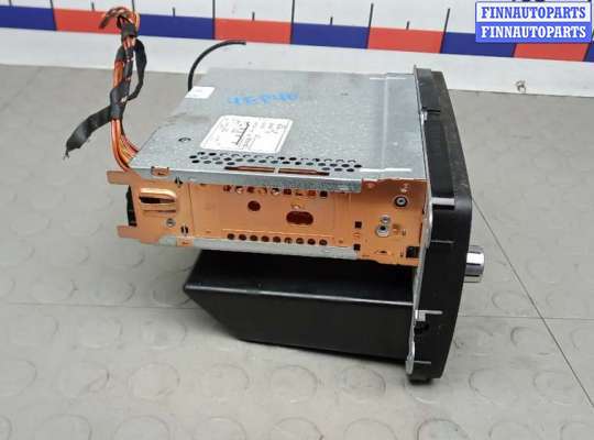 купить магнитола на VOLKSWAGEN TOURAN (1T1, 1T2)