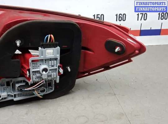 купить фонарь задний левый на MERCEDES BENZ C-CLASS W204