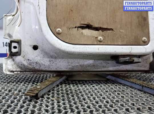 купить дверь распашная правая на VOLKSWAGEN CADDY 3