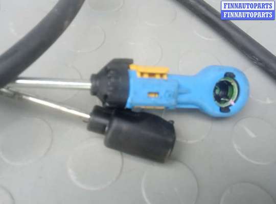 купить троса кулисы кпп на TOYOTA VERSO AR2