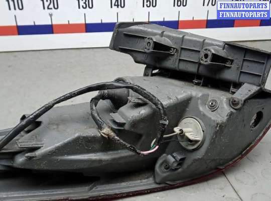 купить фонарь задний правый на HYUNDAI I40