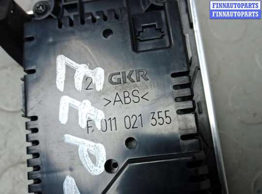 купить блок управления печки и климат-контроля на MERCEDES BENZ CLK C209