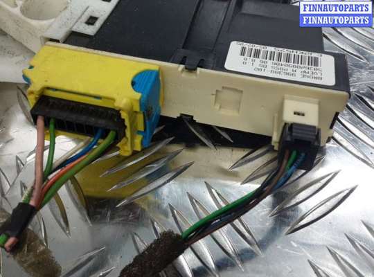 купить стеклоподъемник передний правый на CITROEN C4 1