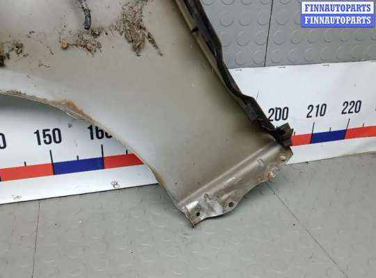 купить крыло переднее правое на LEXUS IS 2 (XE20)