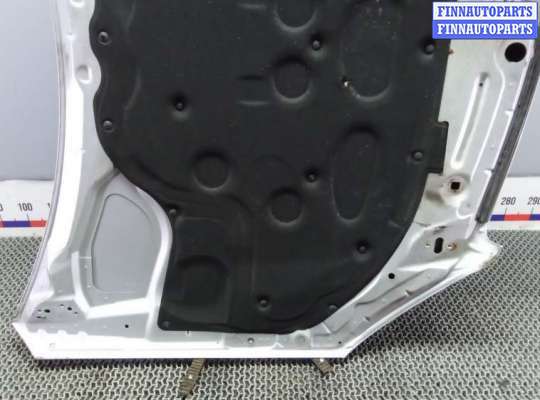 Капот на Mercedes-Benz C (W204)