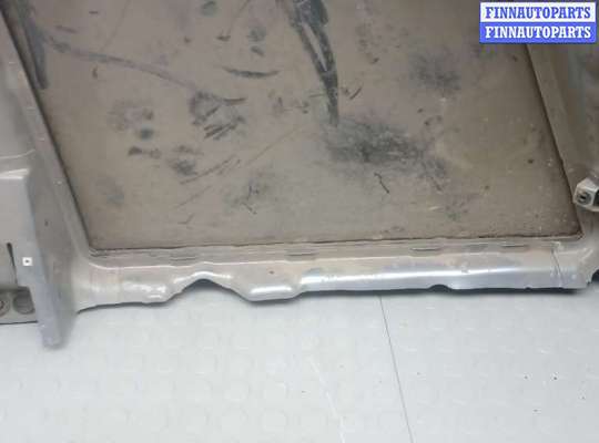 купить стекло кузова боковое заднее правое на LAND ROVER RANGE ROVER 3