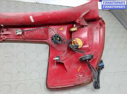 купить фонарь задний правый на CITROEN C4 1