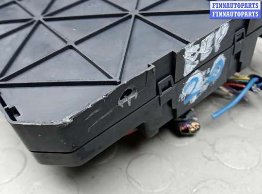 купить блок предохранителей на PEUGEOT 308 1